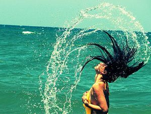 Foto Noticia Disfruta del mar y el sol sin dañar al cabello